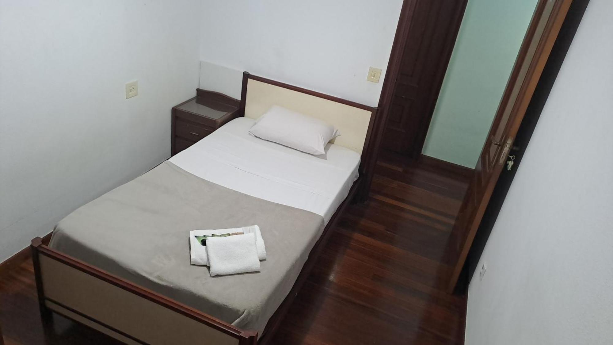 Residencia Compostela Panzió Santiago de Compostela Szoba fotó